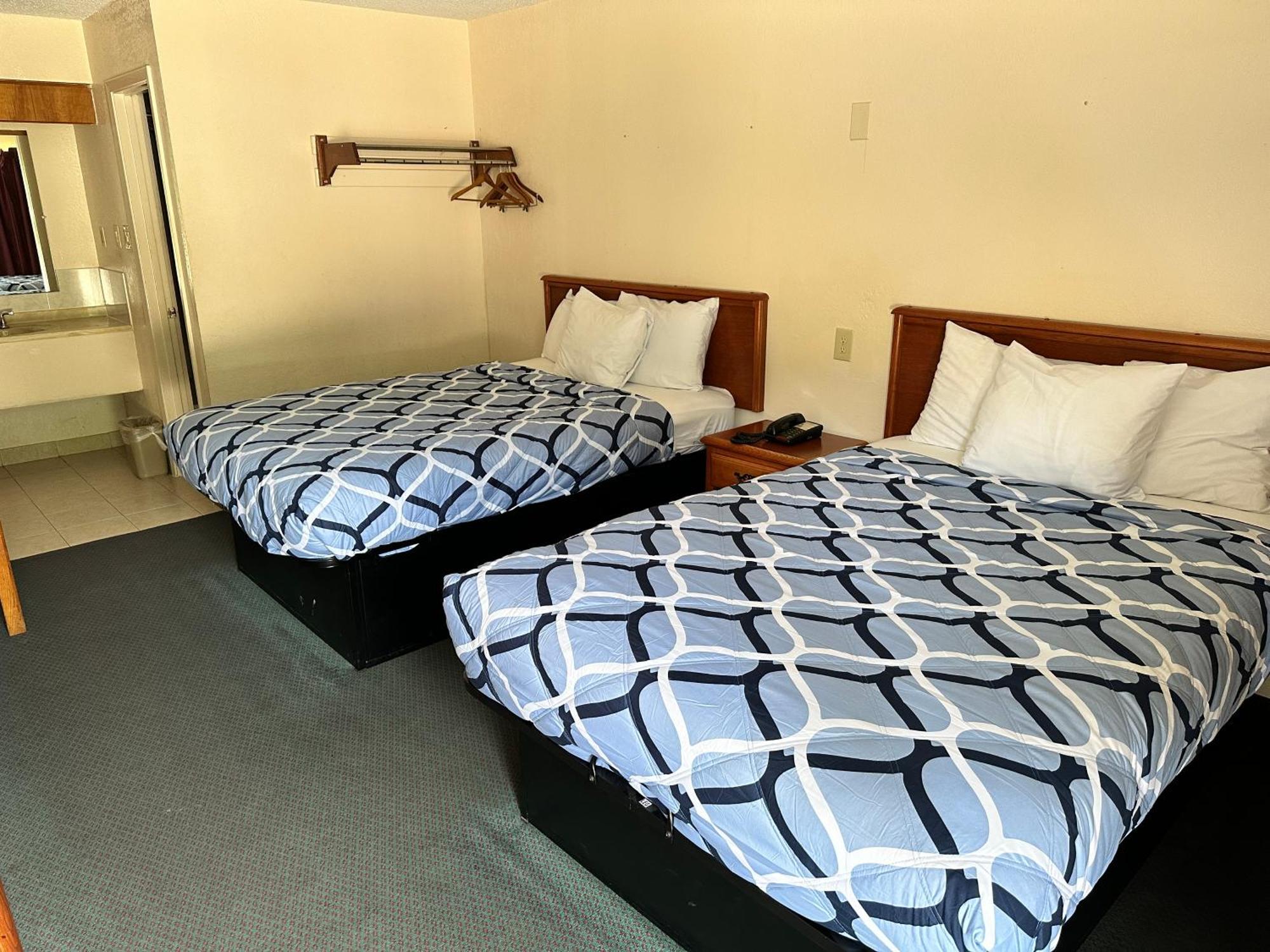 Regency 2* Jewett